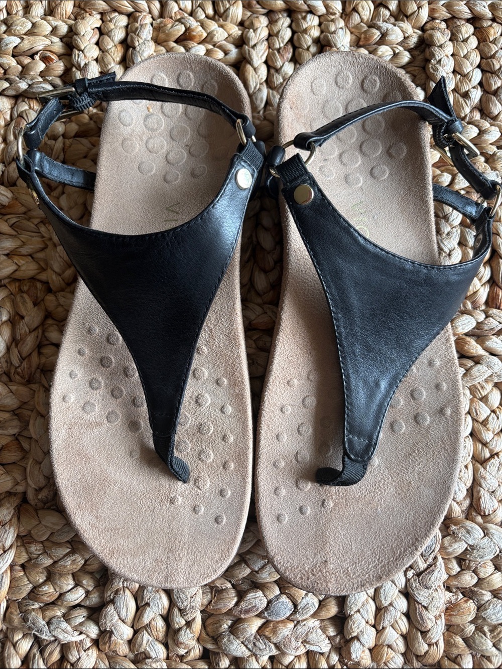 Vionic Black Kirra Sandals with Adjustable Ankle Strap-size 8